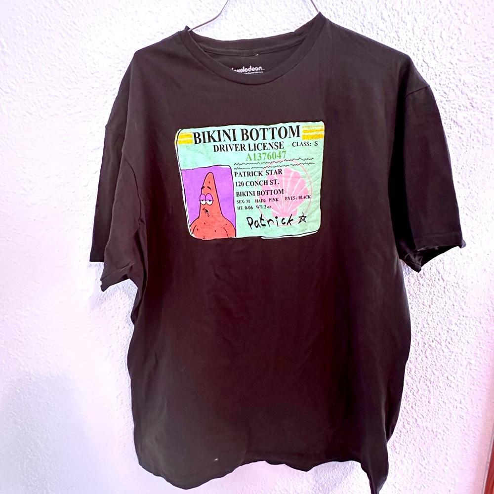 Nickelodeon SpongeBob shirt